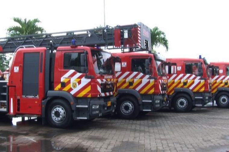 Houtzagerij Nooitgedacht in brand gevlogen